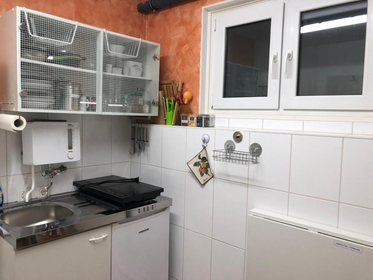 Holz-Wohnfass In Muenchen-Nymphenburg Apartment Екстериор снимка